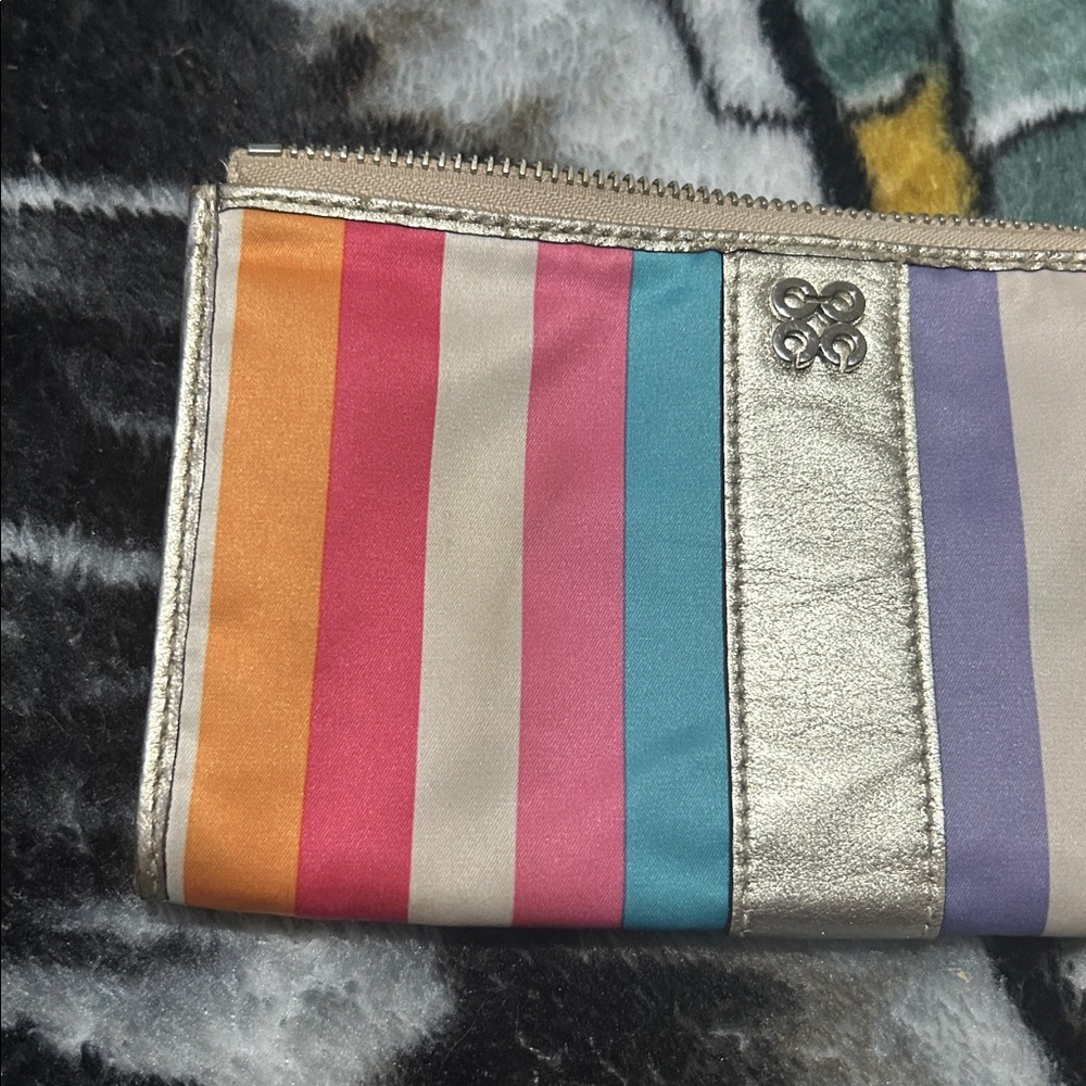 Coach Julia Legacy Stripe zippy wallet wristlet in sateen gold metallic leather. - Picture 10 of 11
